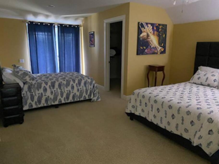 4Br Private Dock, Warm Spring Canal, Kayaks, Canoe Hudson Luaran gambar