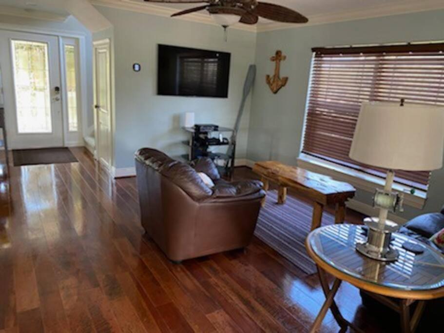 4Br Private Dock, Warm Spring Canal, Kayaks, Canoe Hudson Luaran gambar