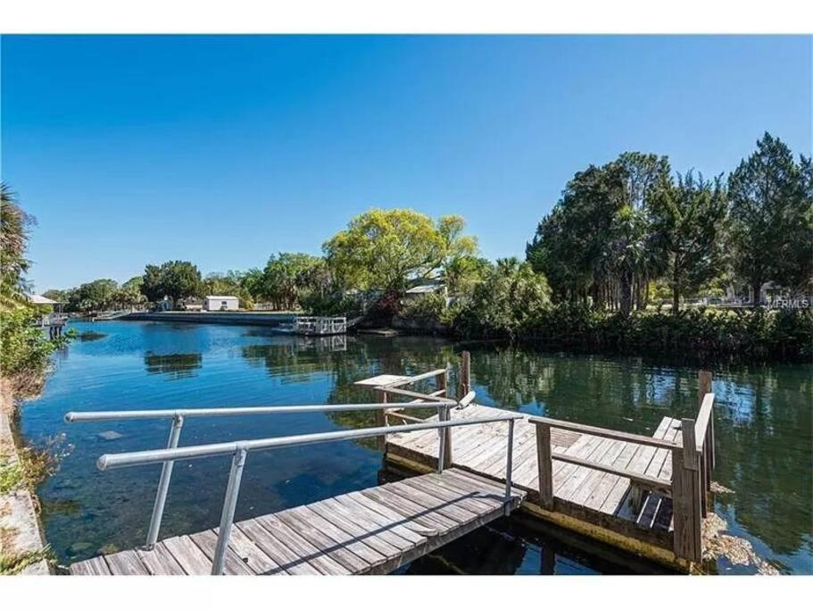 4Br Private Dock, Warm Spring Canal, Kayaks, Canoe Hudson Luaran gambar