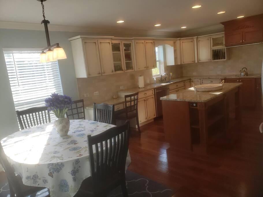 4Br Private Dock, Warm Spring Canal, Kayaks, Canoe Hudson Luaran gambar