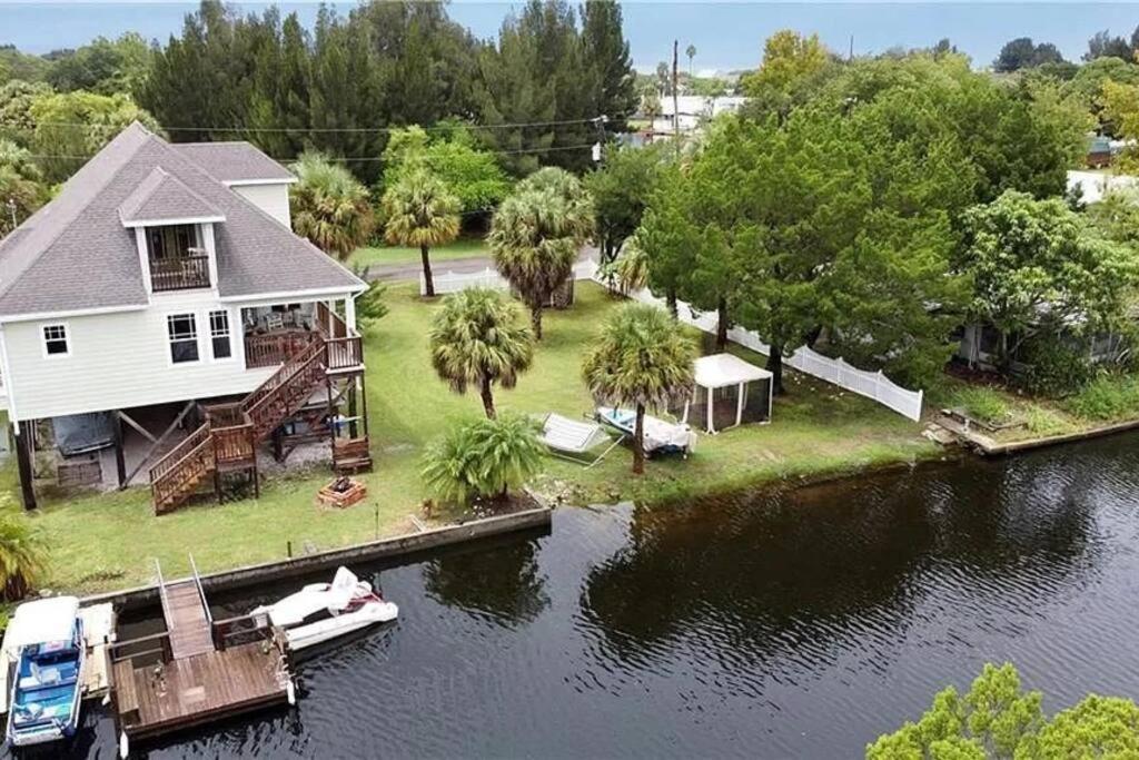 4Br Private Dock, Warm Spring Canal, Kayaks, Canoe Hudson Luaran gambar